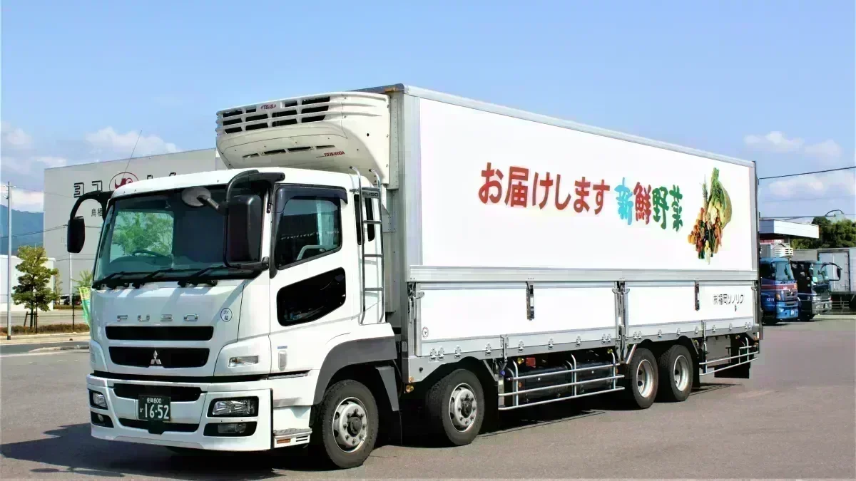 求人情報 - 株式会社福岡ソノリク | 中型冷凍冷蔵車ドライバー【月給30